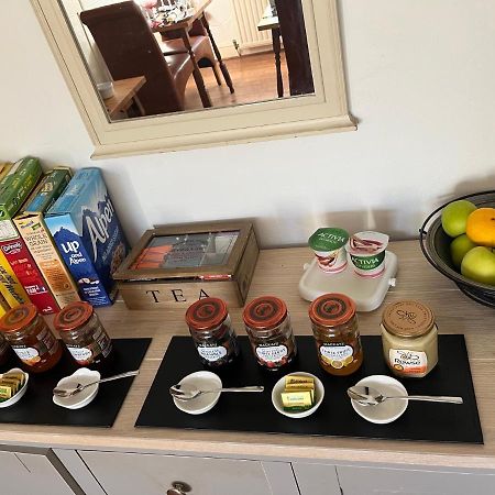 Brewery Farm House Bed & Breakfast Σουίντον Εξωτερικό φωτογραφία
