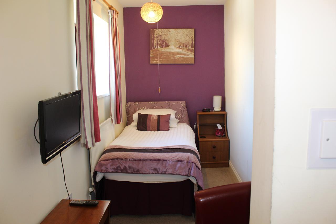 Brewery Farm House Bed & Breakfast Σουίντον Εξωτερικό φωτογραφία